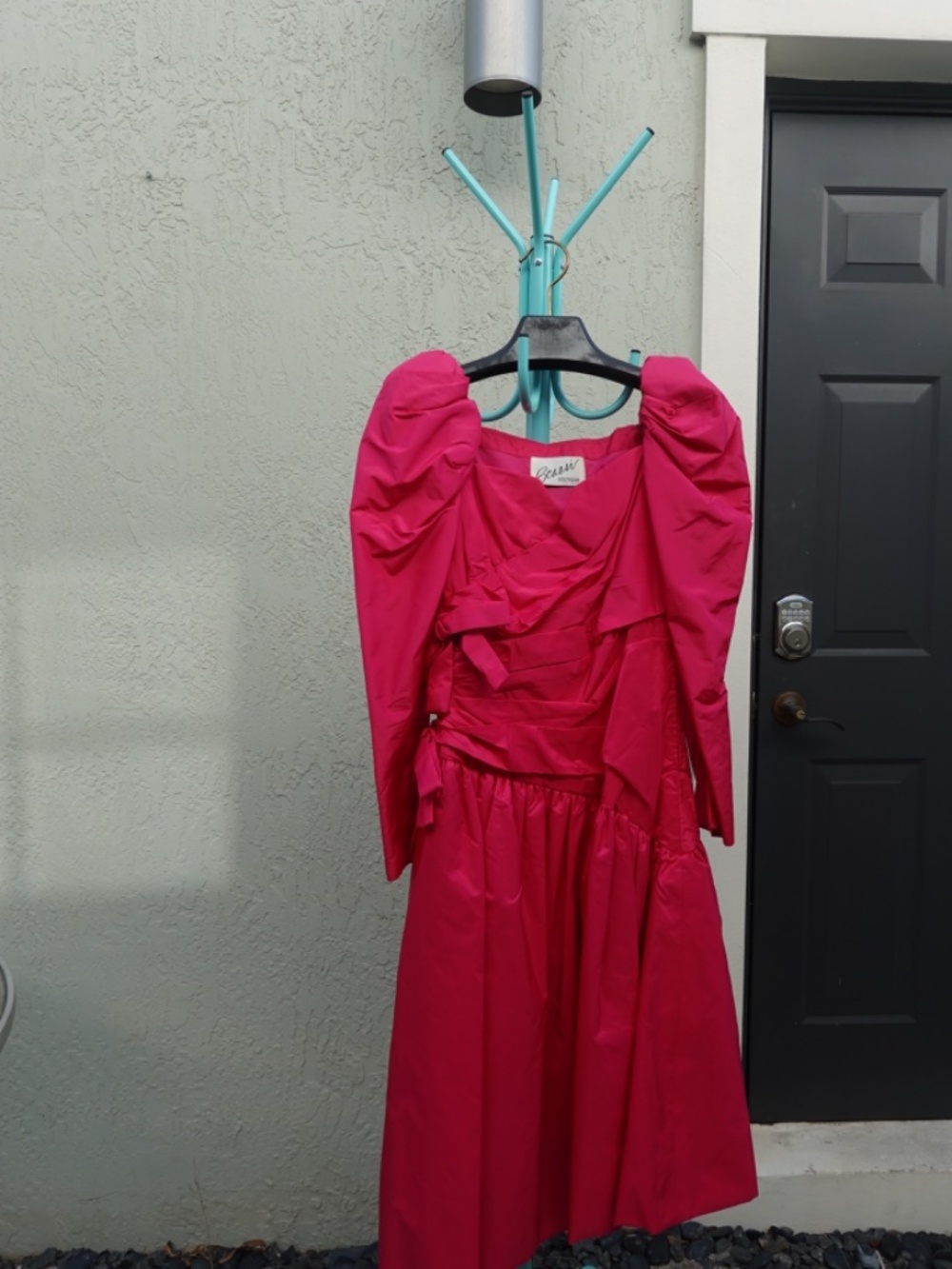 Scaasi Boutique Deep Pink evening dress size 6 - Picture 3 of 8